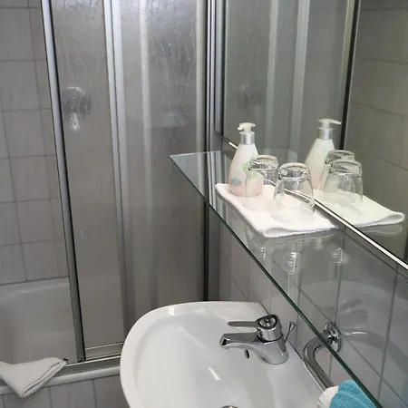 호텔 Schwarzwaldhotel Stollen 3*