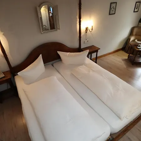 Schwarzwaldhotel Stollen 호텔 구타흐임브라이스가우